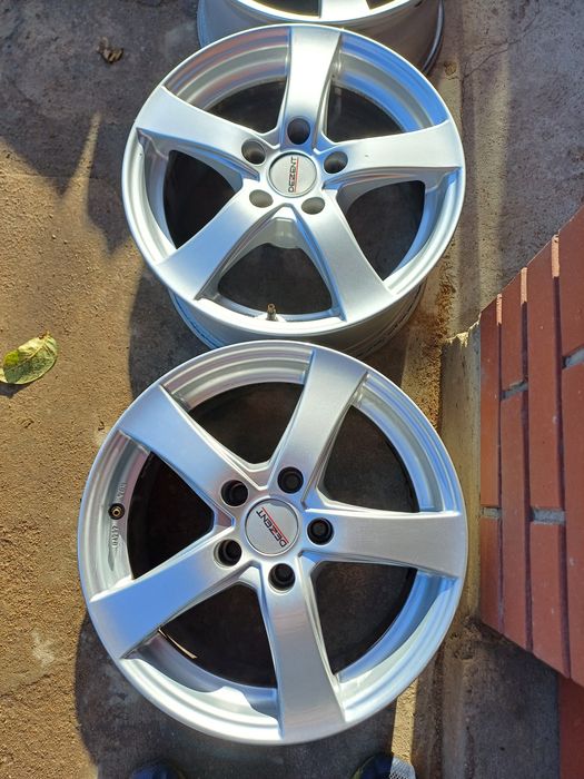 Felgi 16" Dezent 5x112 et35 7,5J Audi A4 B8 Audi A6 C7 Mercedes E C