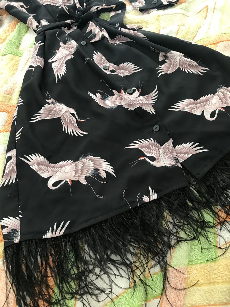 Сукня святкова з страусиним пір’ям