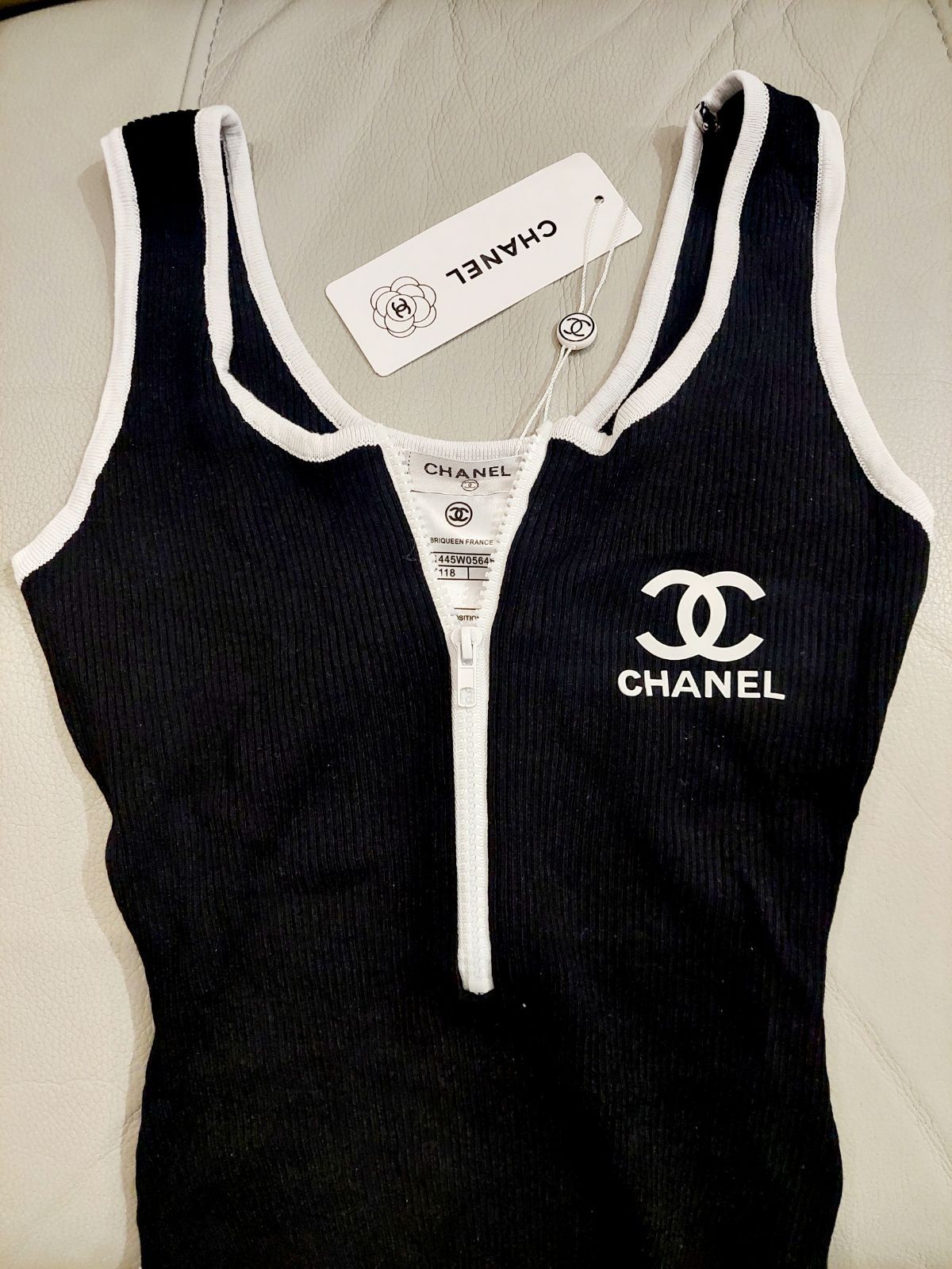 Chanel body czarne białe zamek suwak L 40