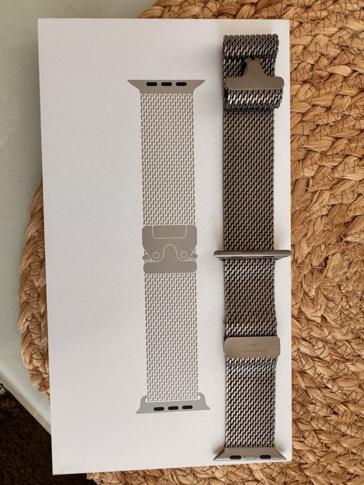 Milanese loop titanium Apple watch ultra2