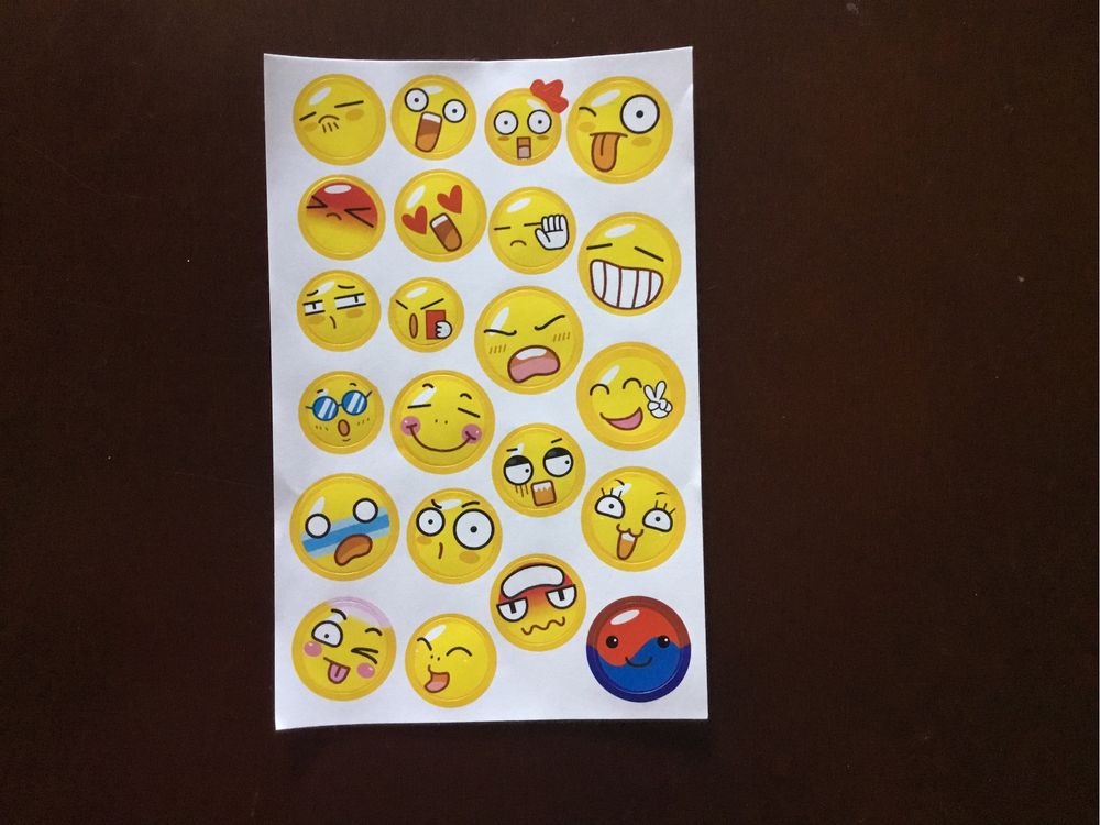 Naklejki emotki.   Emoji.