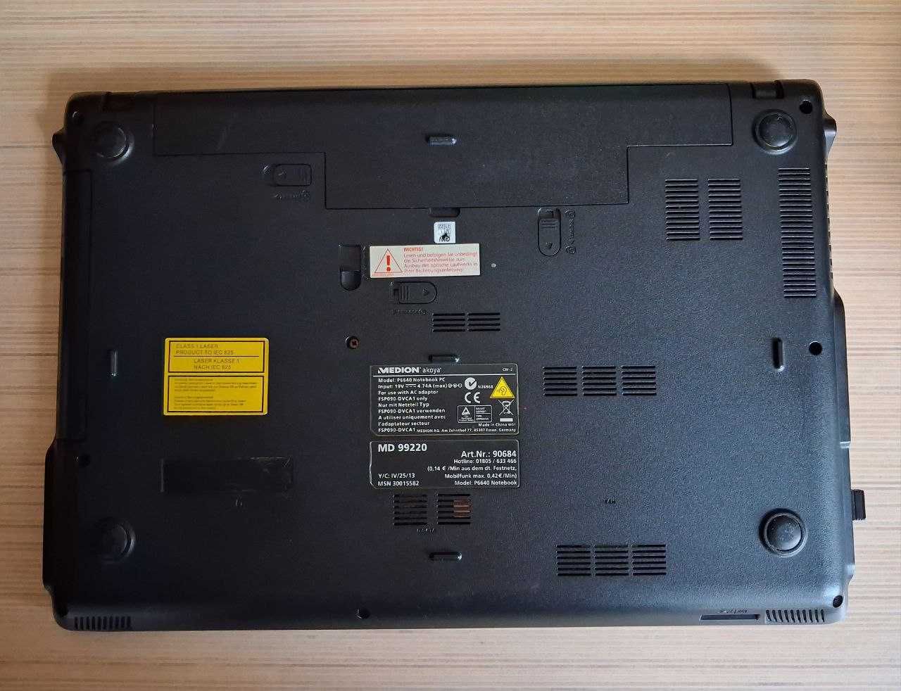 Laptop Medion Akoya MD 99220 używany 238GB SSD 8GB RAM