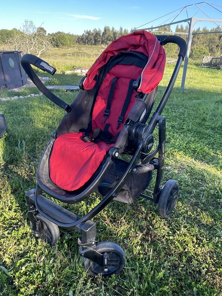 Carrinho de bebe graco evo.