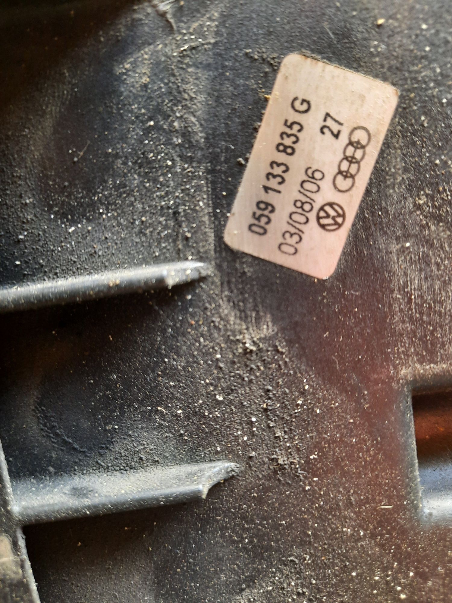 Audi a4 b7 2.7 3.0 tdi obudowa filtra powietrza oryginał