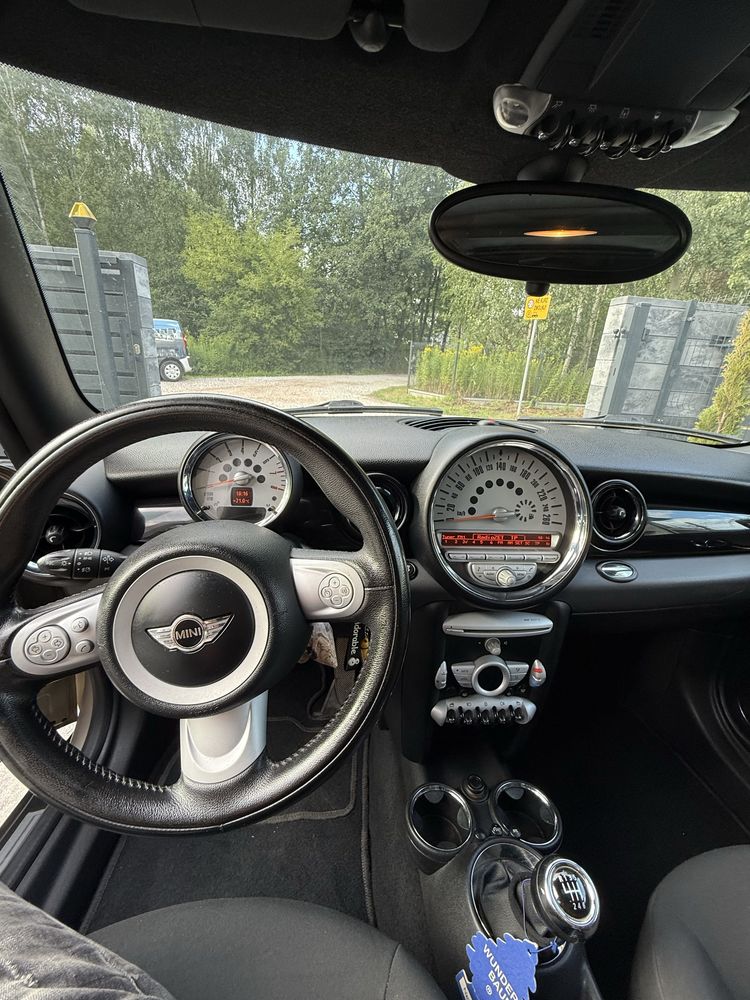 sprzedam mini 2009 r