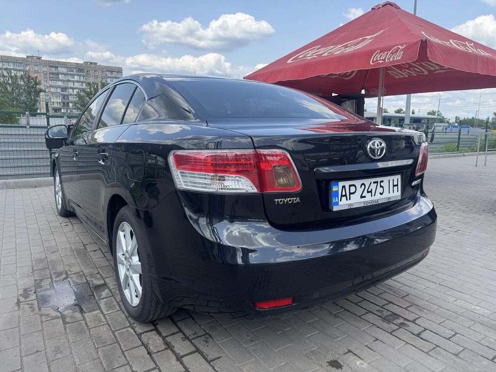 Продам Toyota Avensis