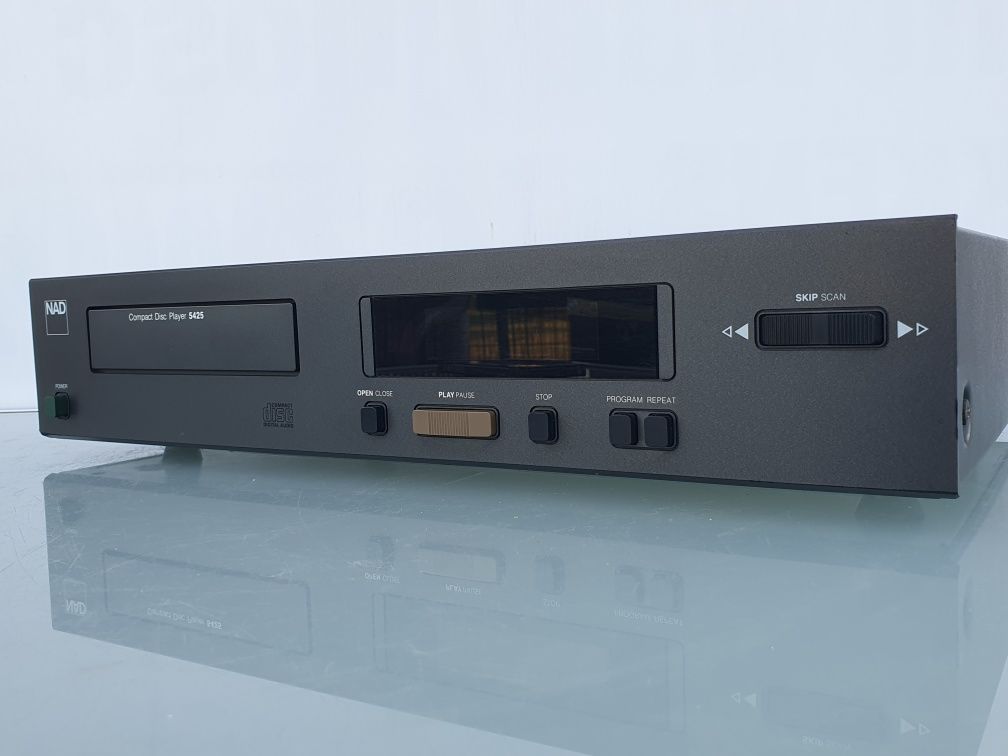 Markowy Odtwarzacz CD NAD 5425 vintage