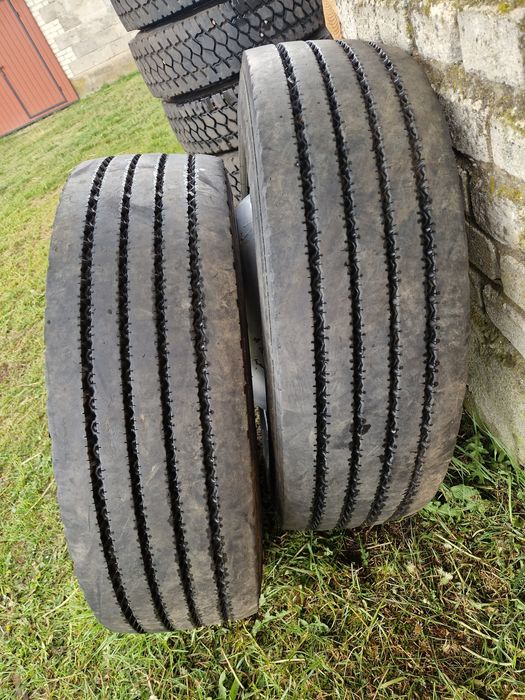 Sprzedam opony z felgami 19.5 /70/245