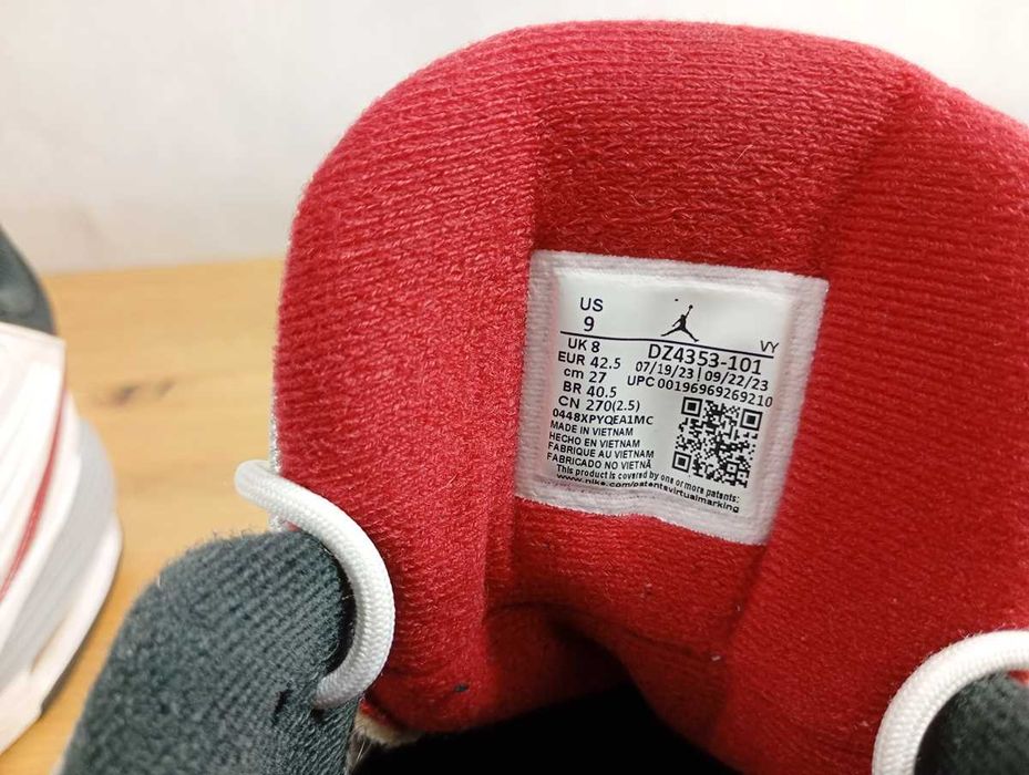 Buty NIKE AIR Jordan MAX AURA 5, do koszykówki 42,5
