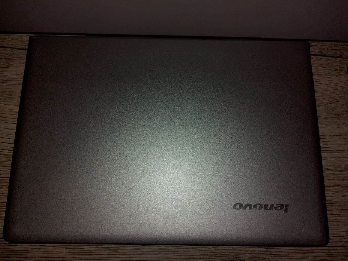 Ultrabook laptop 14'' klaw. Podświetlena SSD i3 8gb DDR4