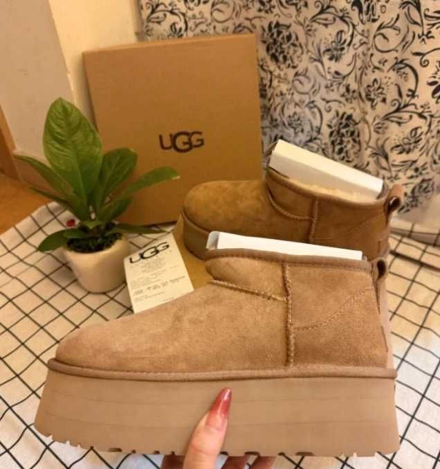 "Buty Trampki" UGG_Classic_UltraMini R.37