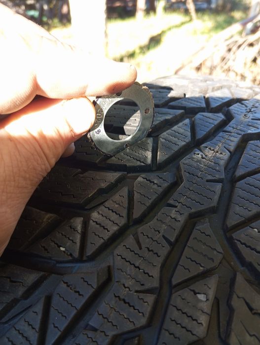 Зимняя резина Nokian Tyres 205*50*17