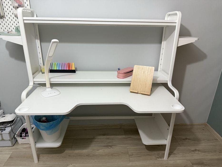 Biurko gamingowe białe Ikea