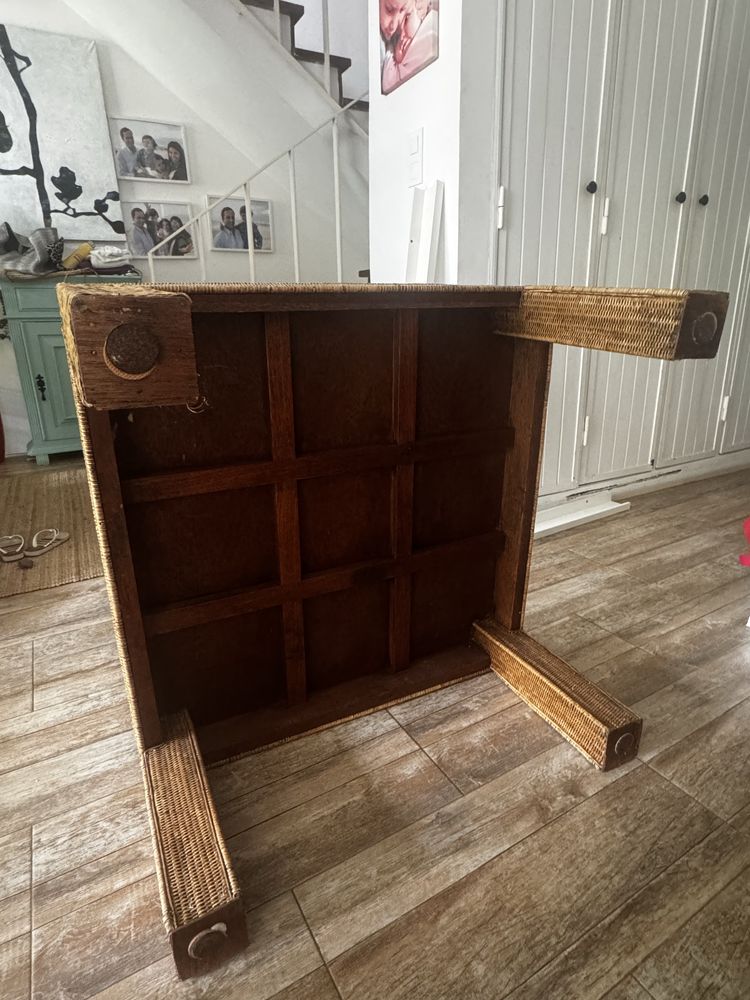 Mesa de palhinha