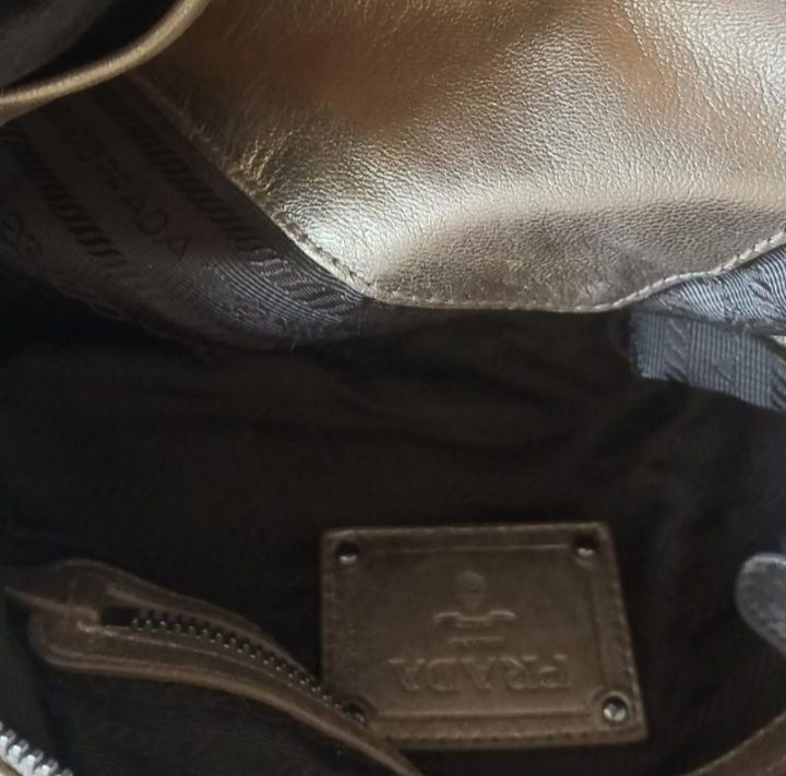 Вінтажна сумка Prada з приватної колекції оригінал