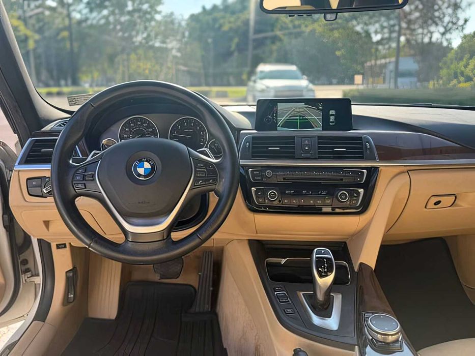 BMW 3 Series 328i xDrive      2016