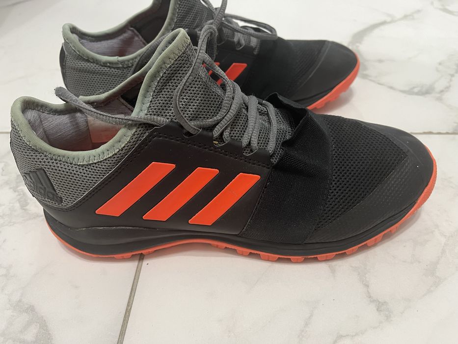 Сороканіжки  adidas