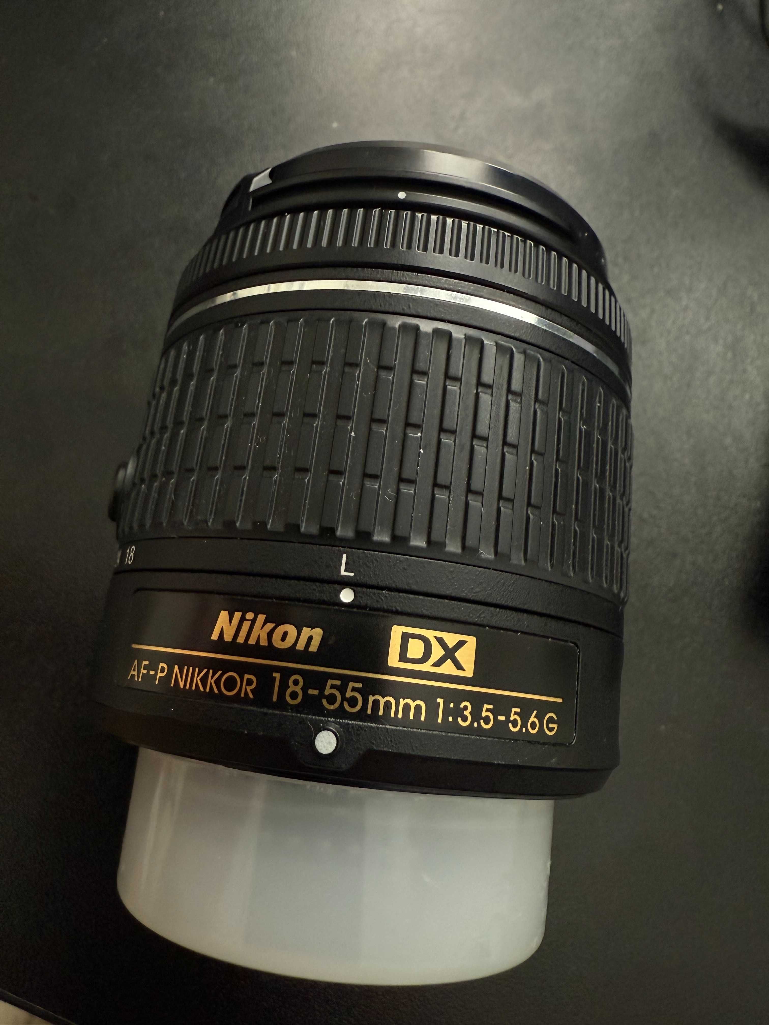 Lustrzanka Nikon D3300 z dwoma obiektywami i torbą