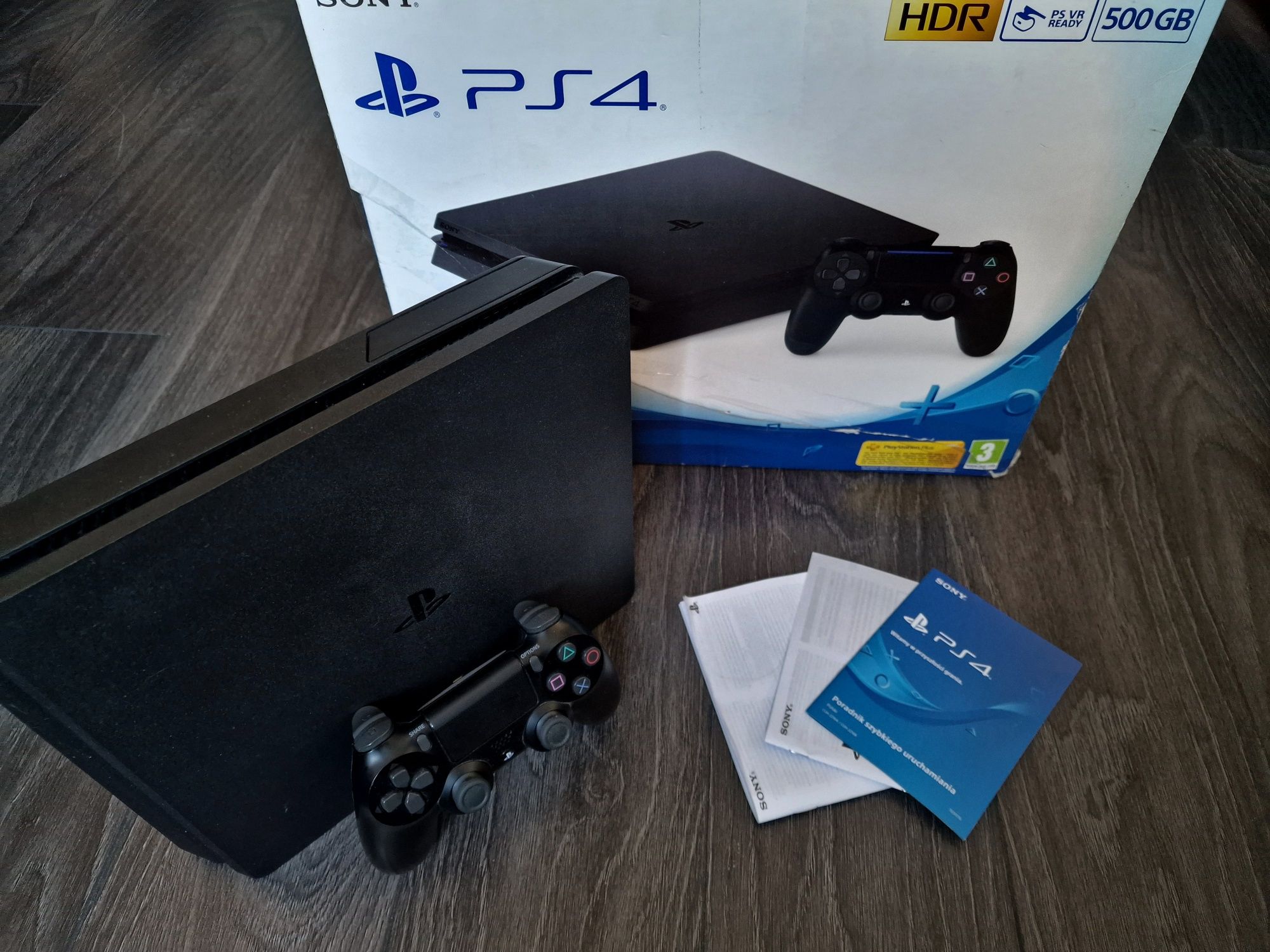 Konsola PS4 PlayStation 4 Pudełko Bdb Gry Gra