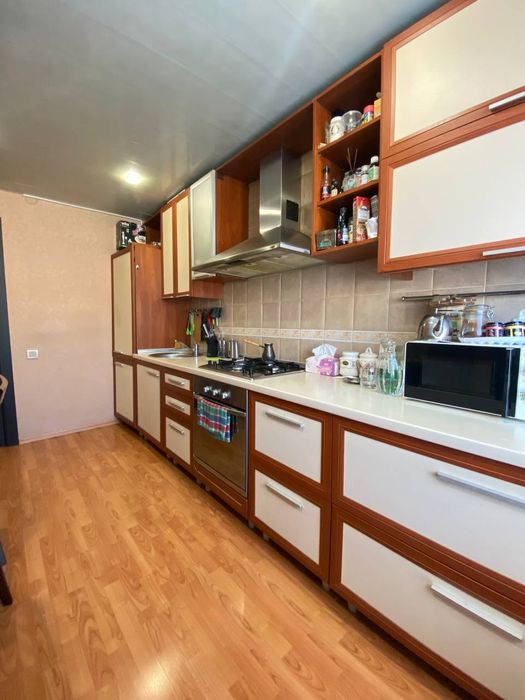 Продам 3к квартиру ул. Ю.Липы( Усенко) Левобережный -3/проспект Мира