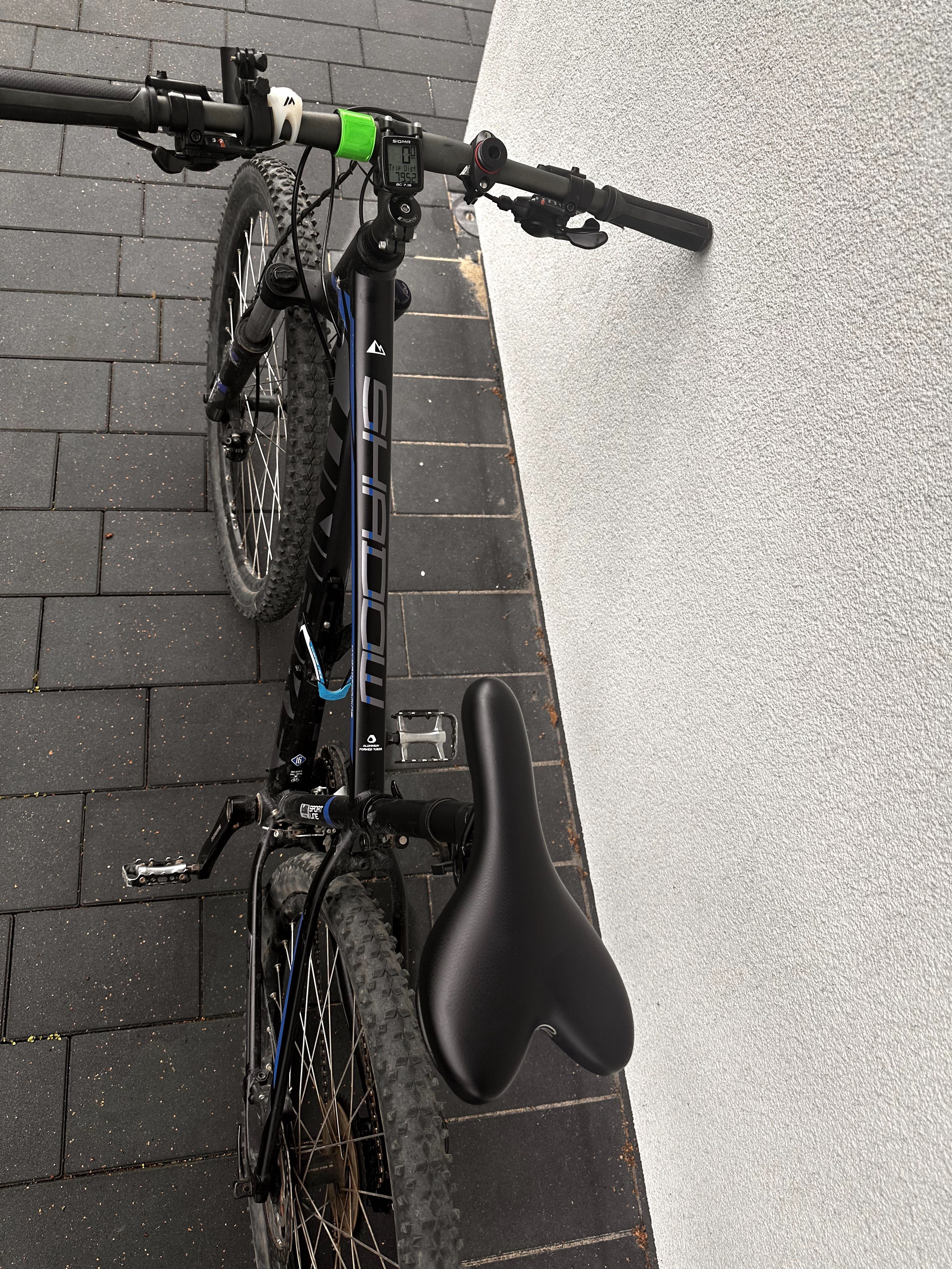 Unibike shadow 27.5 czarno- niebieski rower