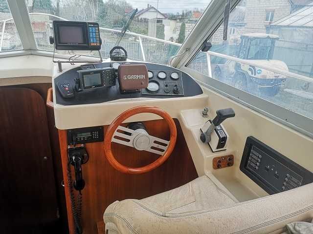 Atrakcyjny Jacht Kabinowy hausbot Lodz motorow Antares 805 zamiana