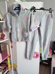 Dres dla dziewczynki 146-152 spodnie bluza