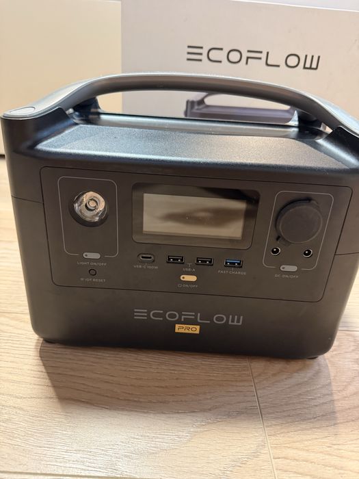 Ecoflow River Proзарядна станція