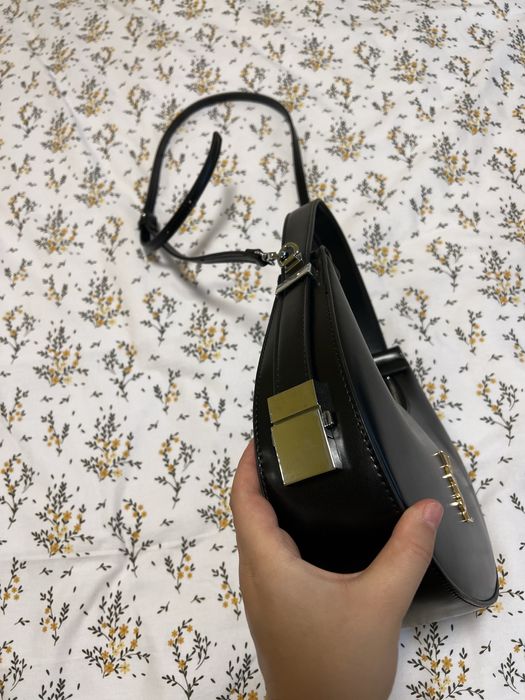Mala marca YSL NOVA