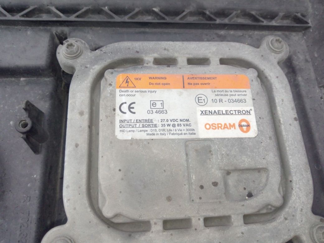 Lampa przednia Volvo fh bixenon