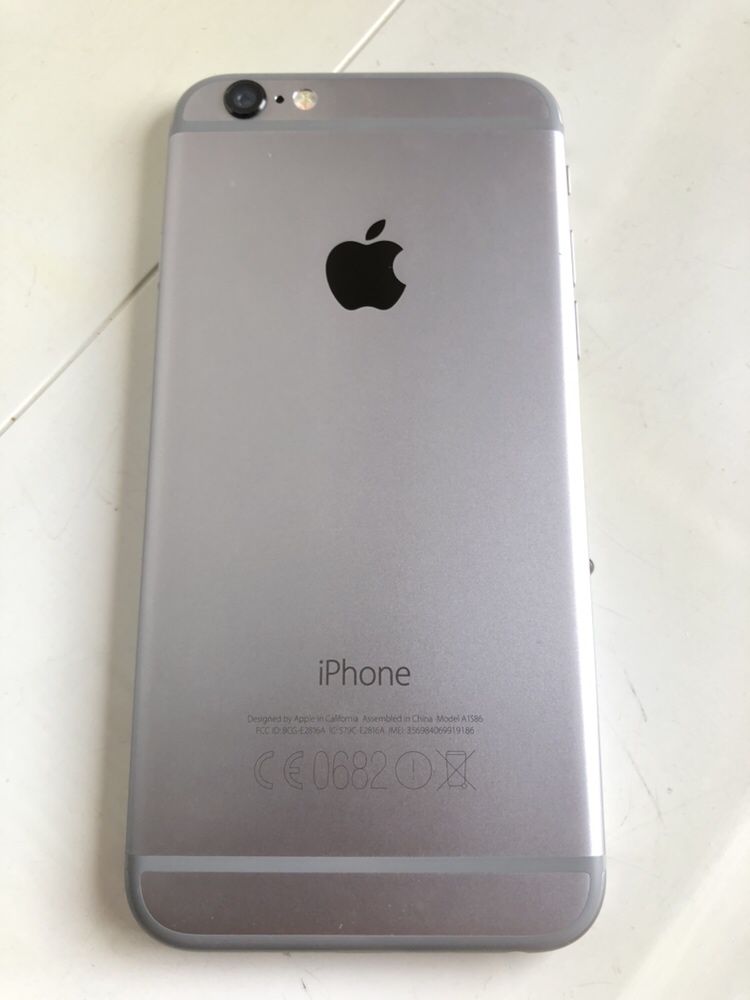 iPhone 6 - 64GB Space Gray