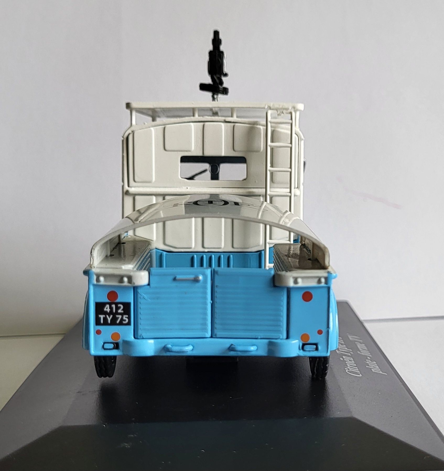 Citroen HY Telewizja 1:43