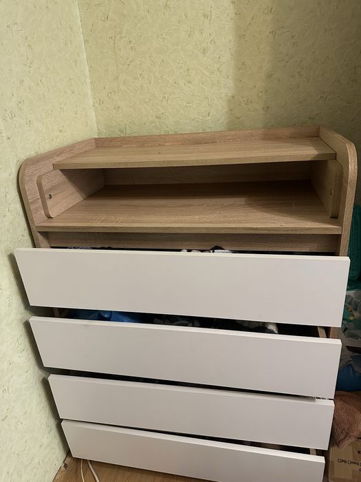 Комод з пеленатором