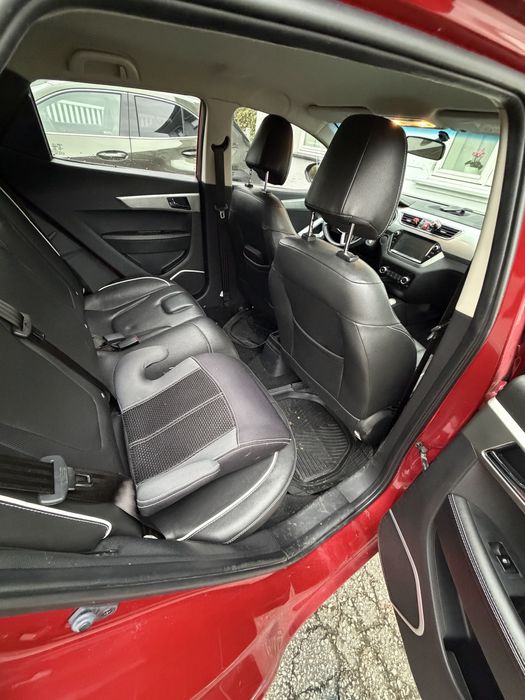 Продам Jac S2 2017