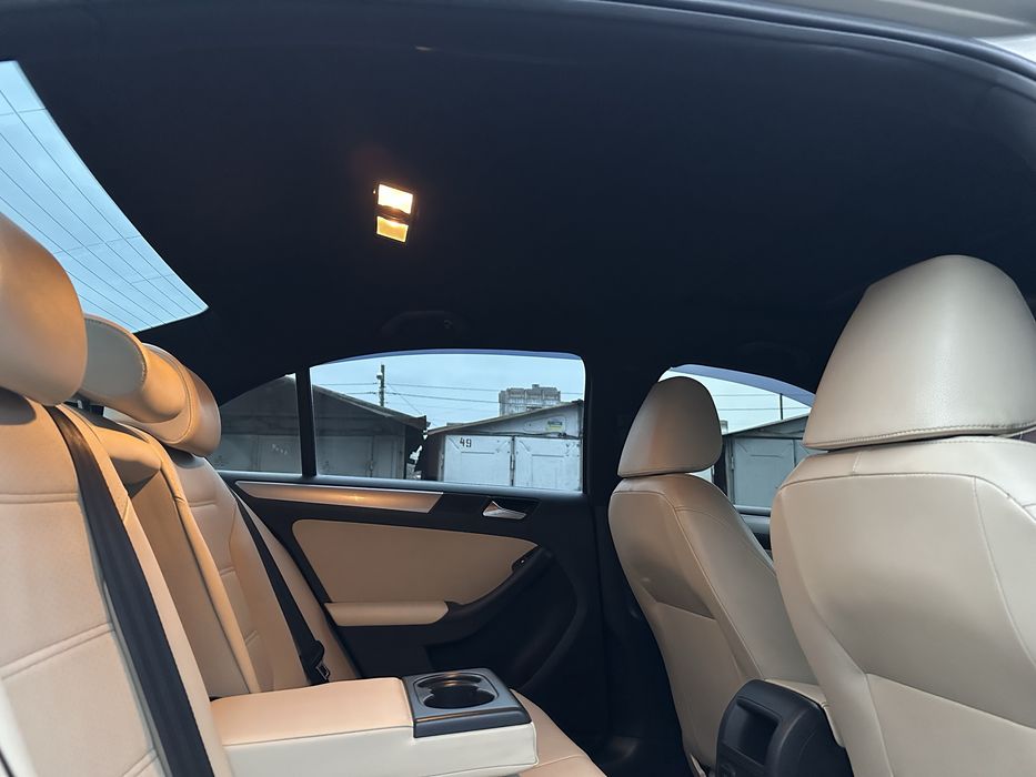 Продам Volkswagen Jetta 6.