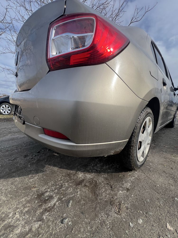 Продам задній бампер Renault Logan Dacia Logan