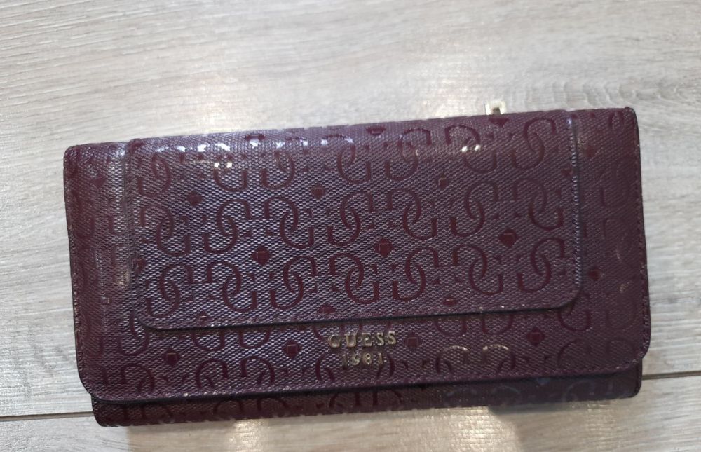 Гаманець Guess бордовий