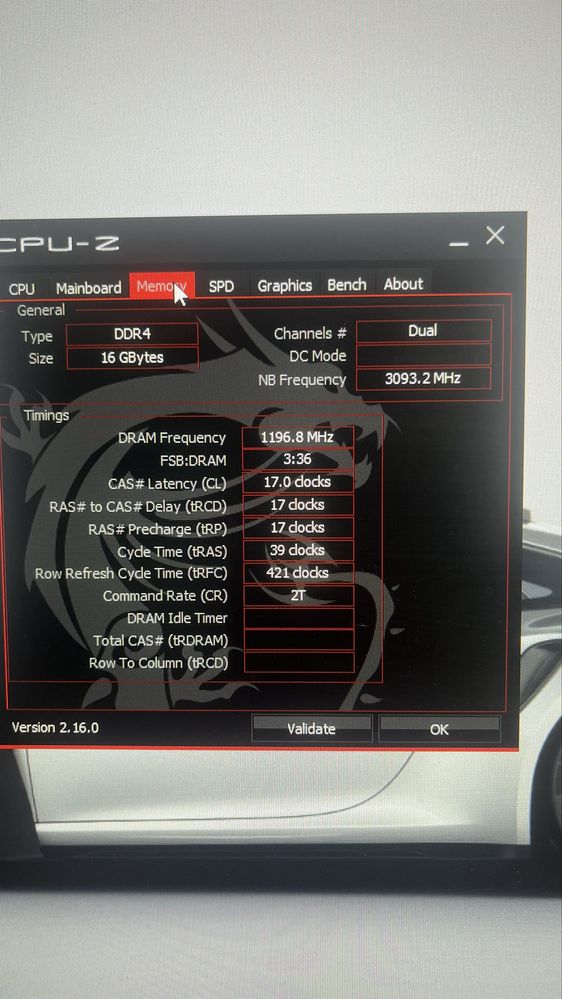 Komputer gamingowy MSI Aegis 3 w stanie idealnym.