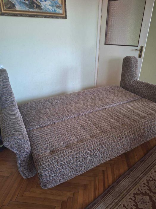 Розкладний диван-ліжко