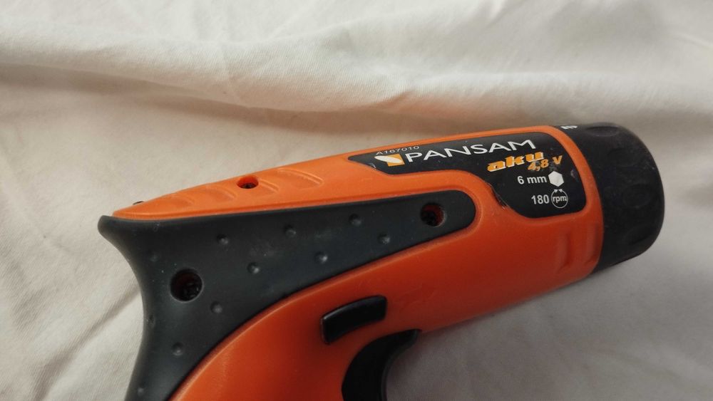 PANSAM Wkrętarka akumulatorowa 4.8V, ładowarka,  A167010