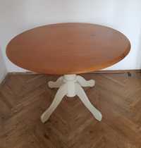 Stół okrągły drewniany rezerwacja
