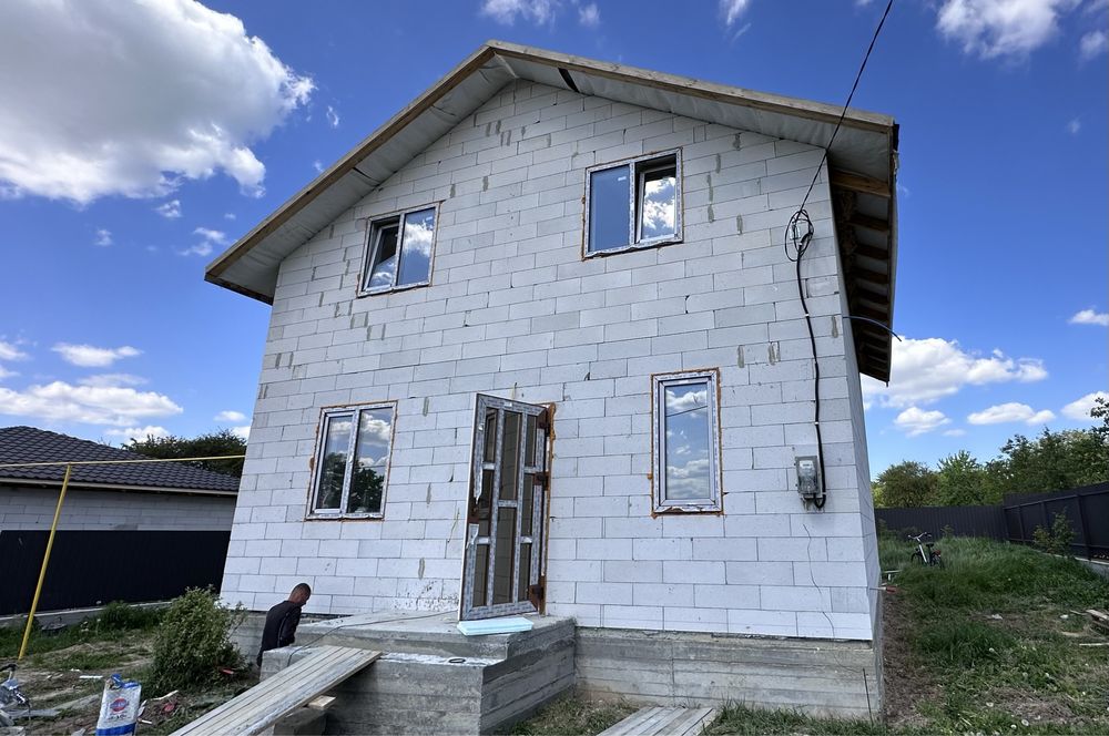 Продаж будинку в Зарванцях