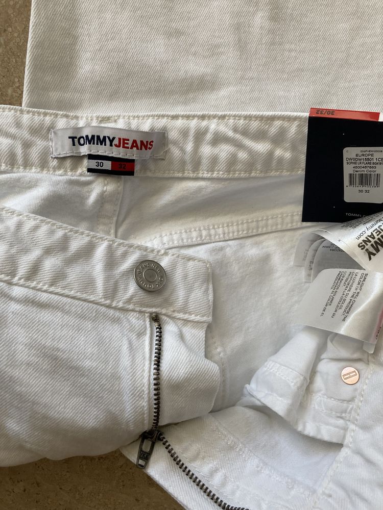 Spodnie  jeansy damskie meskie unisex  Tommy Hilfiger  W30 L 32 nowe