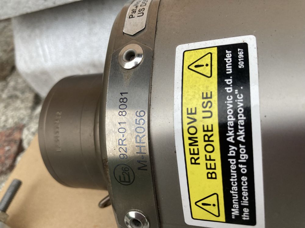 BMW G310 GS R full Akrapovic Racing line tlumik wydech