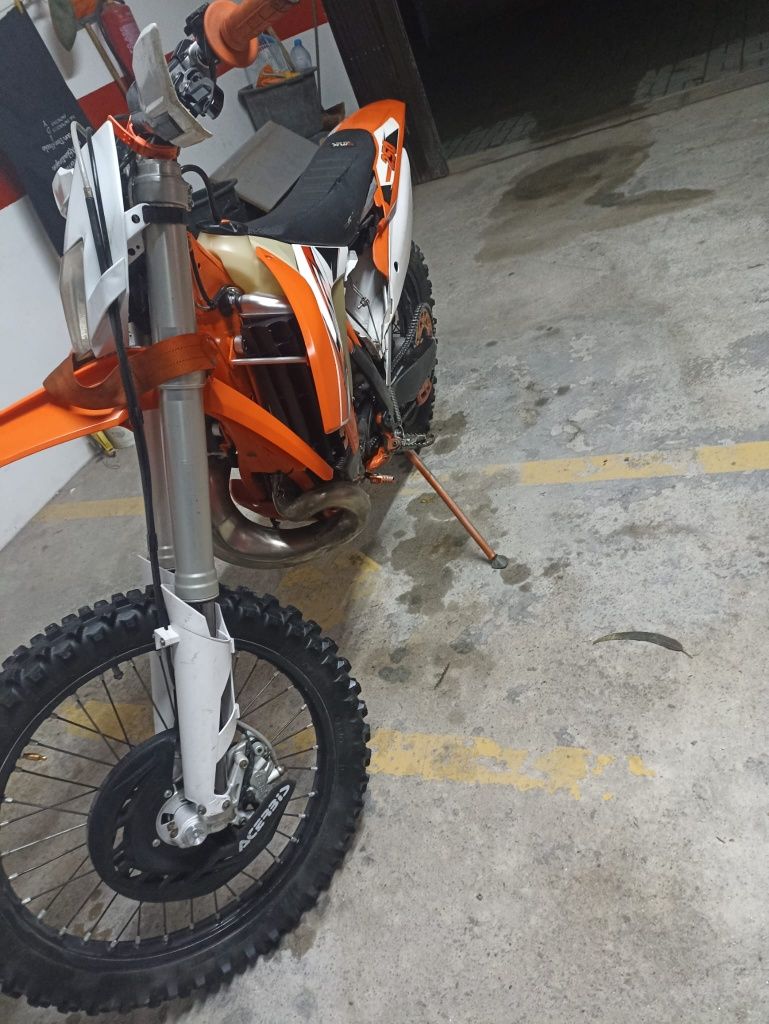 Vendo mota de monte KTM exc 250 2t