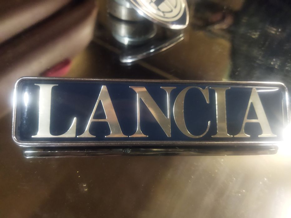 Эмблемы на Лянча тема v6