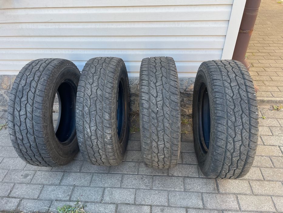 Всесезонні шини Maxxis 771 Bravo A/T LT225/70 R16