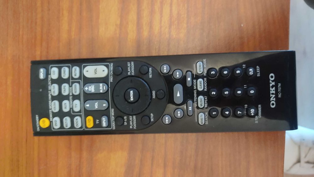 Amplituner kina domowego onkyo HT-R518