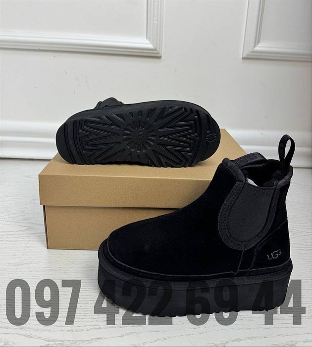 UGG Жіночі Уггі  Ugg UGG Classic Ultra Mini Platform 
UGG Classic Ultr