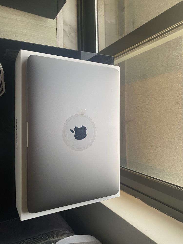 MacBook Pro 13"
